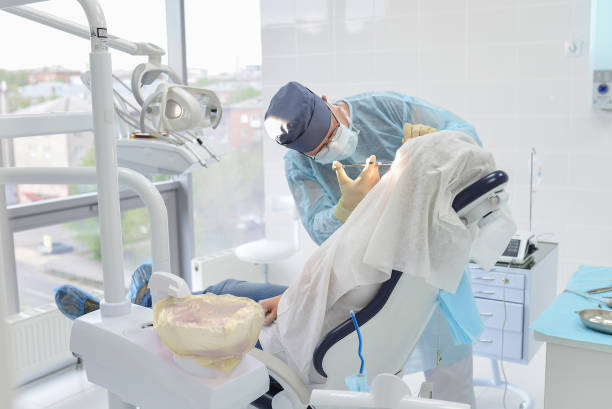 Best Emergency Tooth Extraction in Laguna Park, TX